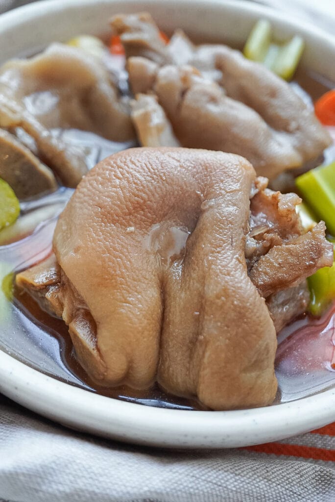 Close-up-of-pigs-feet